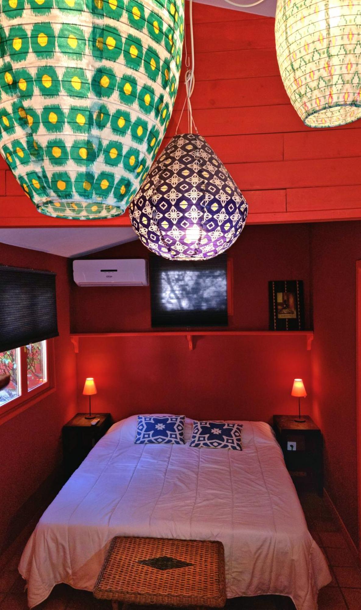 Pousterle De Sabran - Piscine & Hammam Apartment Exterior photo