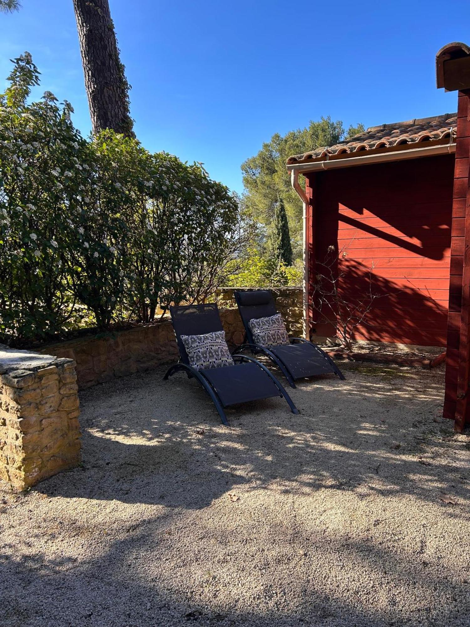 Pousterle De Sabran - Piscine & Hammam Apartment Exterior photo
